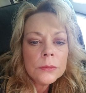 Meet your Posher, Stefania